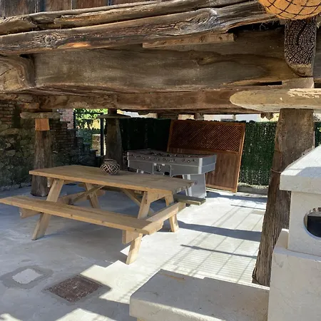 Ferienhaus Nasares 2